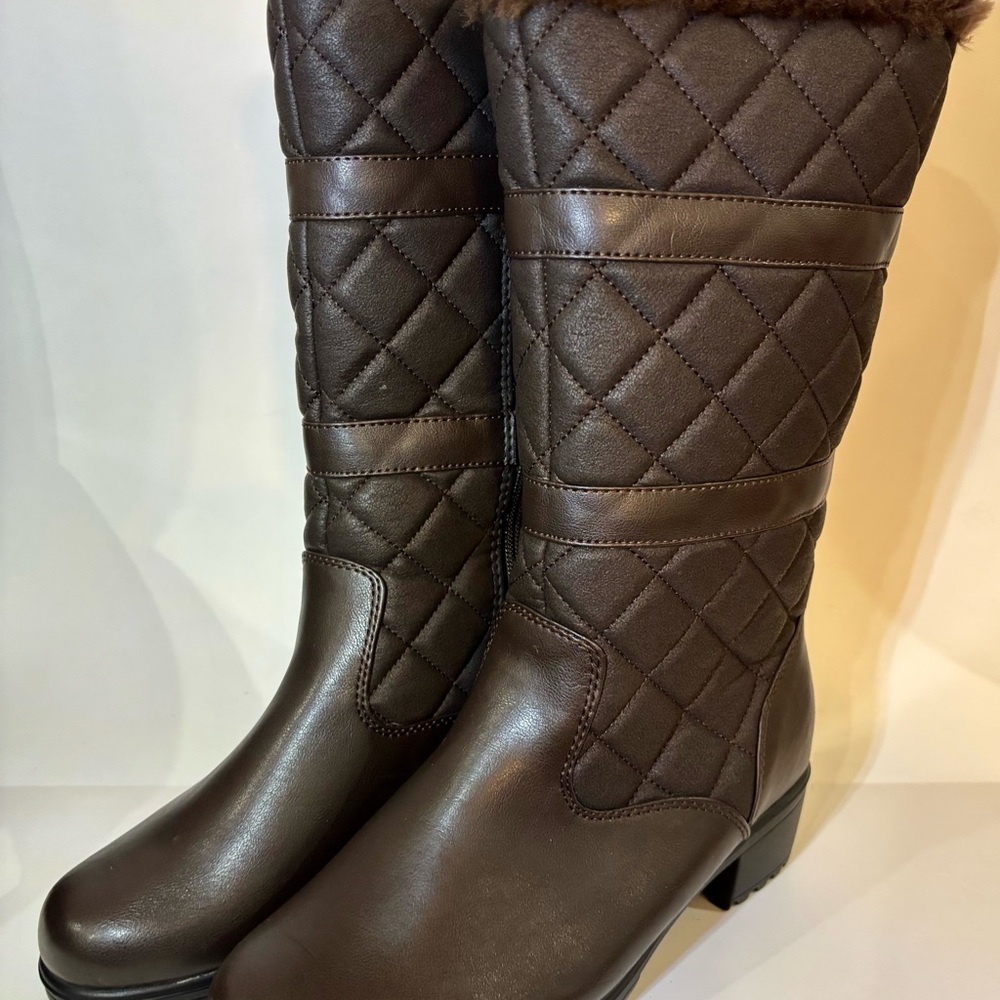 Quilted Brown Women's Boots